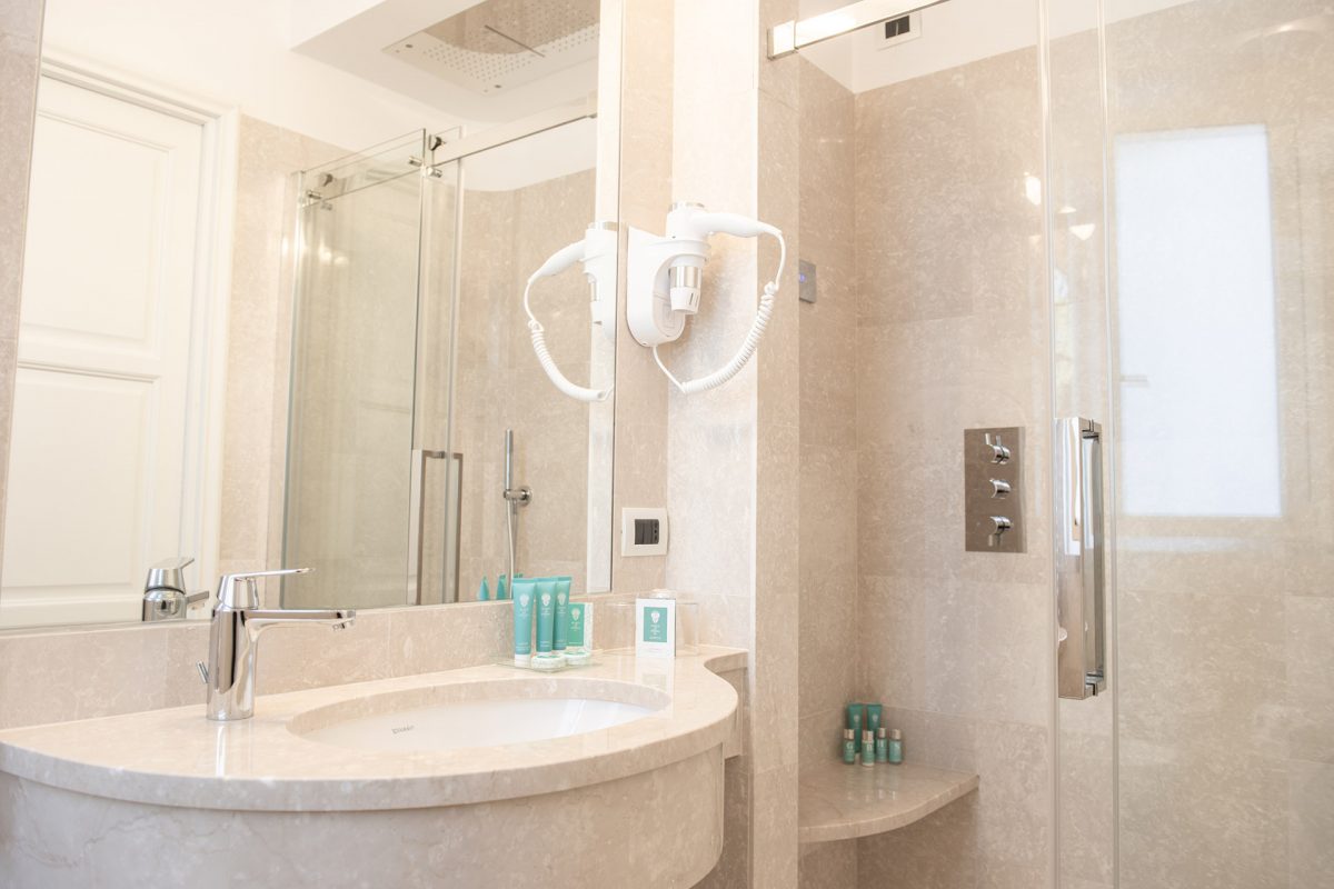 HOTEL ROYAL STRESA_camera comfort (7)