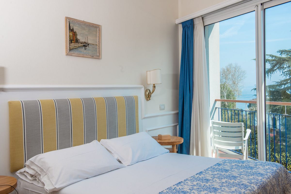 HOTEL ROYAL STRESA_camera vista lago